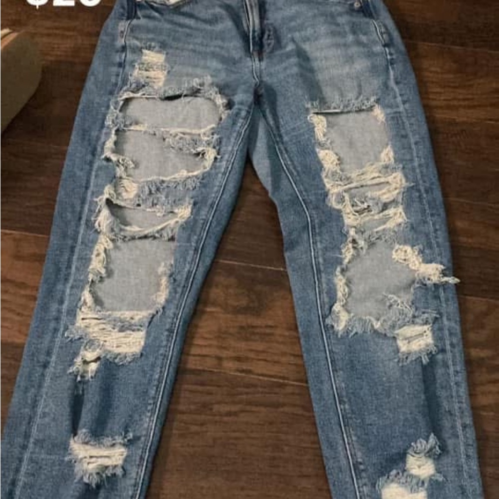 Women's Distressed Blue Jeans